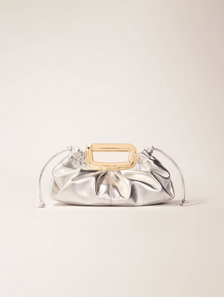 Clutch aus Leder mit Metallgriff