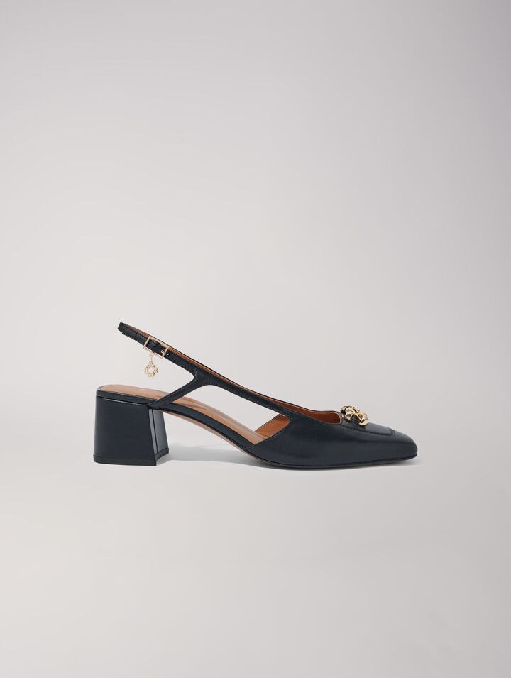 Pumps mit eckiger Spitze aus Leder
