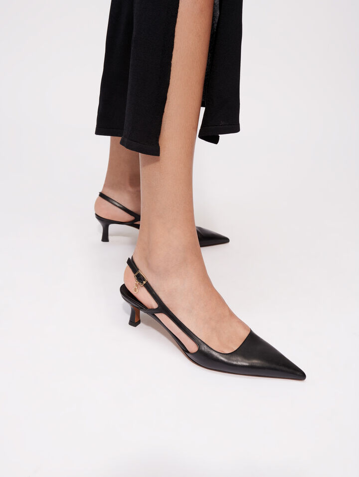 Spitze Pumps mit verstellbaren Riemchen