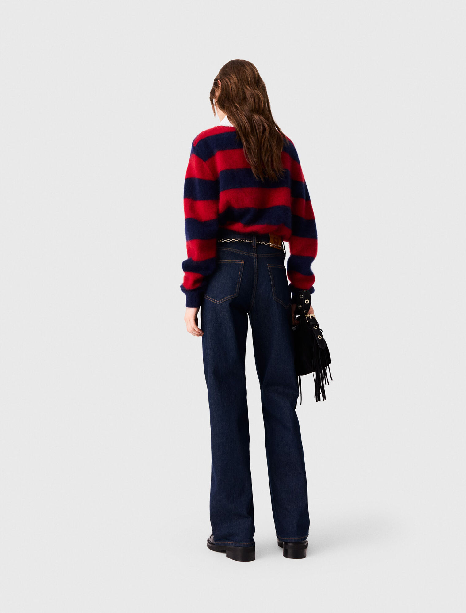 Weite Jeans mit Ketteng&uuml;rtel