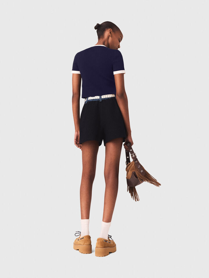 Kurzer Cardigan mit Kontrastdetails