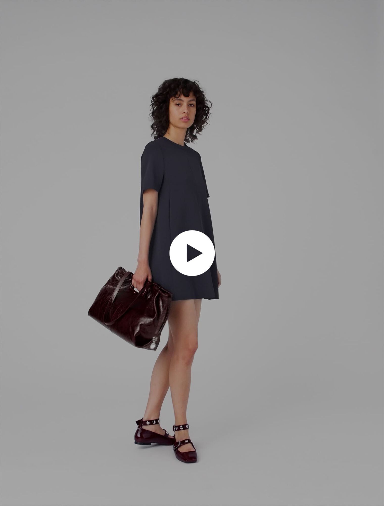 Trapezkleid aus schwerem Crêpe