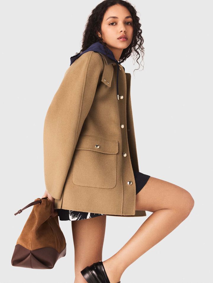 Wollmantel mit abnehmbarer Kapuze