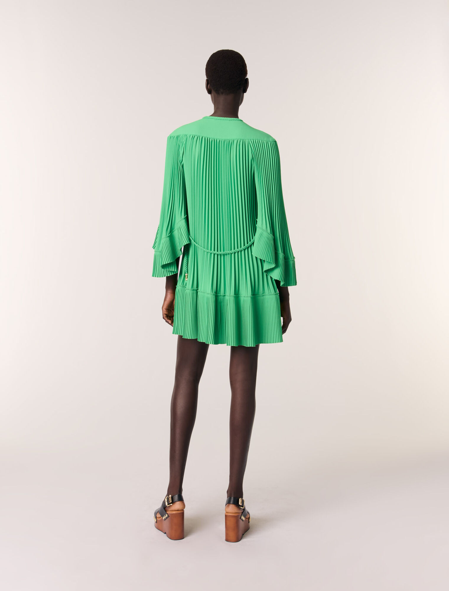 Kurzes Plissee-Kleid