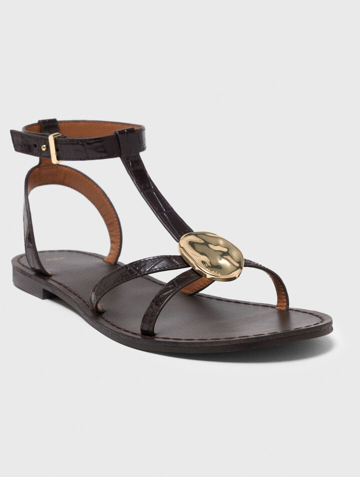 Flache Ledersandalen mit Riemen