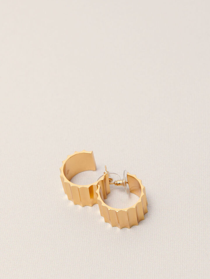 Mini-Creolen aus goldenem Metall