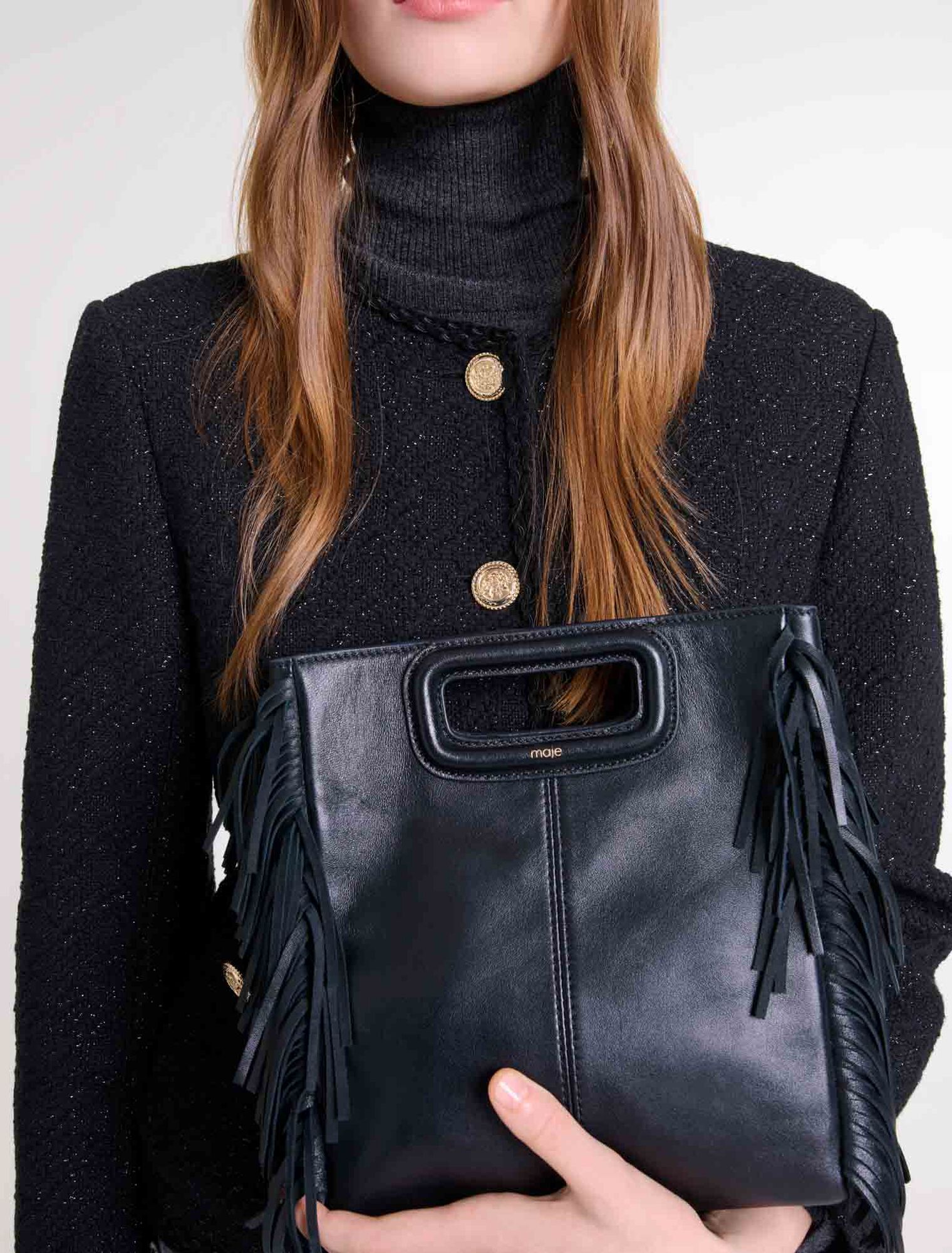 M-Tasche aus Glattleder mit Fransen