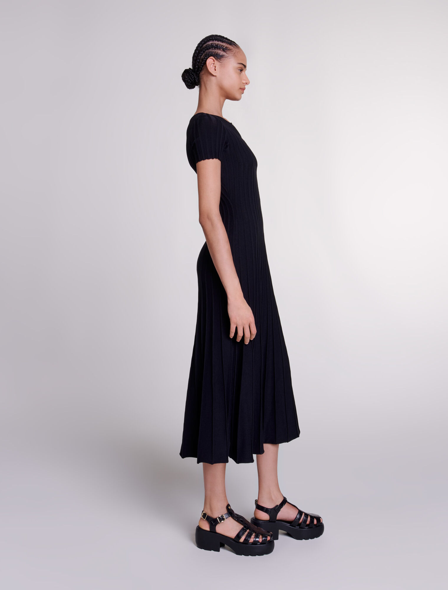 Langes Kleid aus Rippstrick
