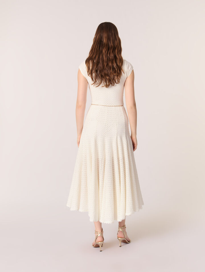 Langes Häkelkleid