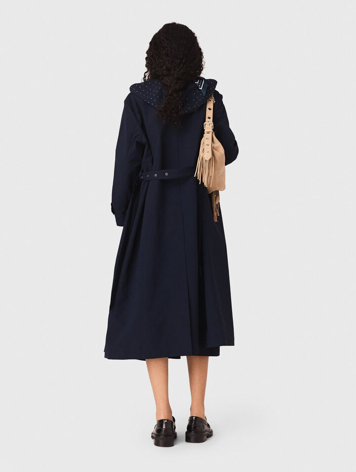 Trench mit abnehmbarer Strasskapuze