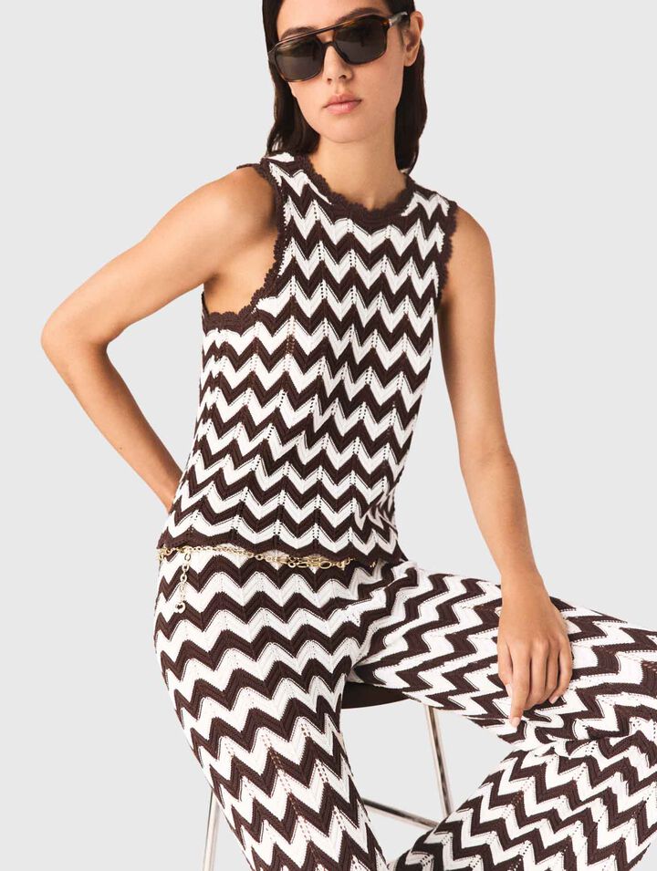 Geh&auml;keltes Top mit Zickzackmuster