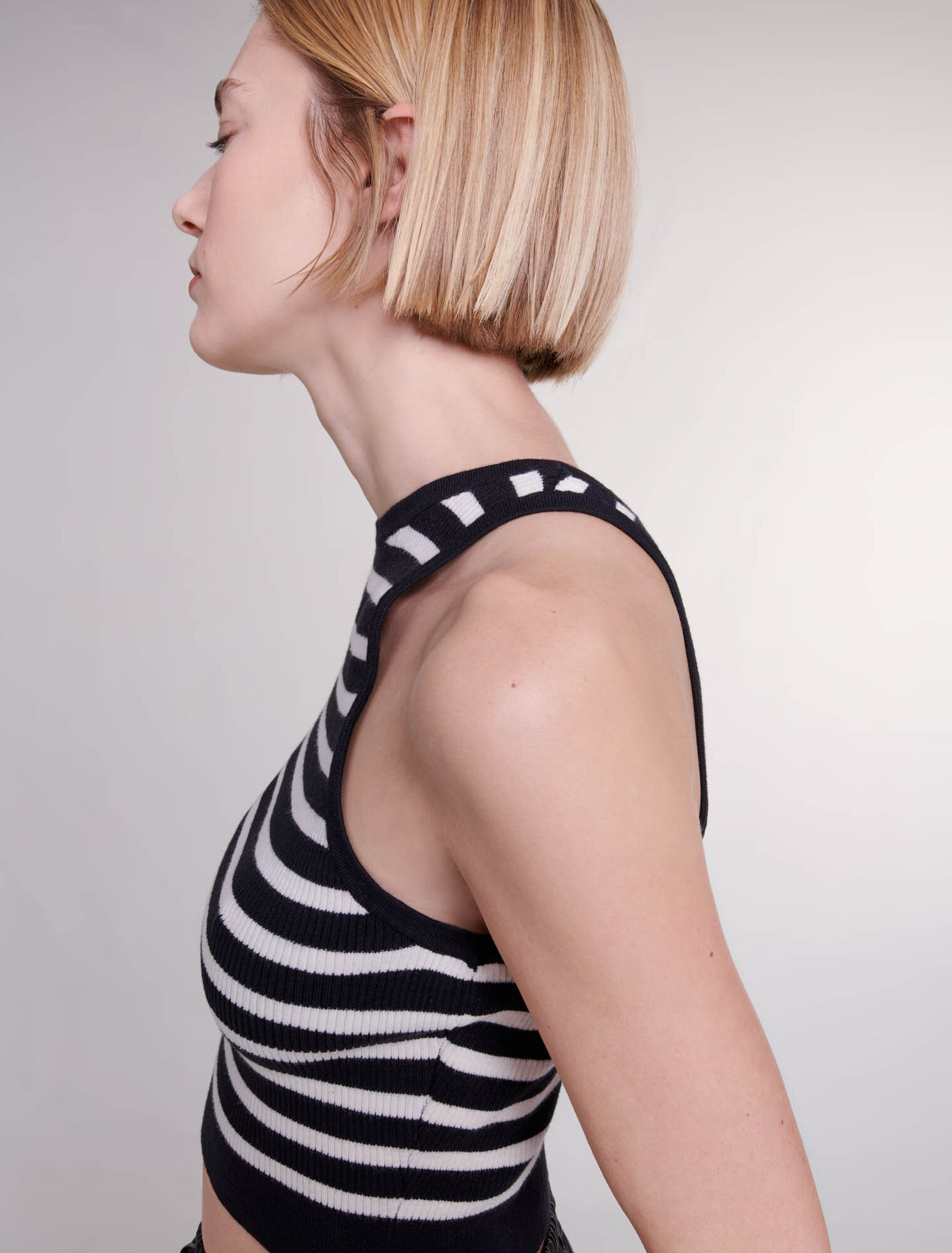 Kurzes gestreiftes Top