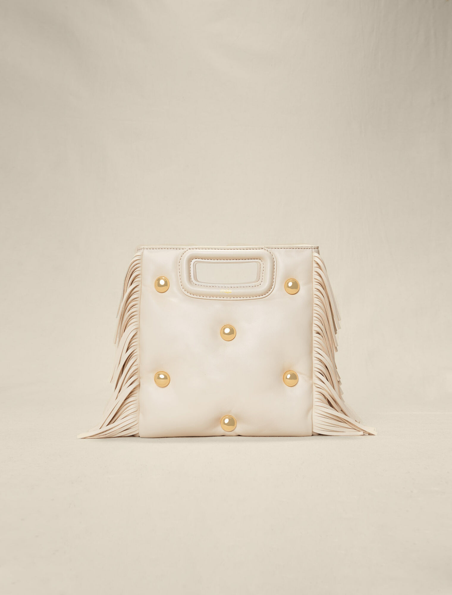 M-Tasche aus Leder mit Nieten