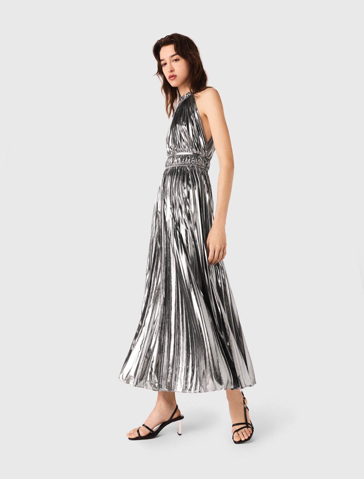 Langes plissiertes Kleid
