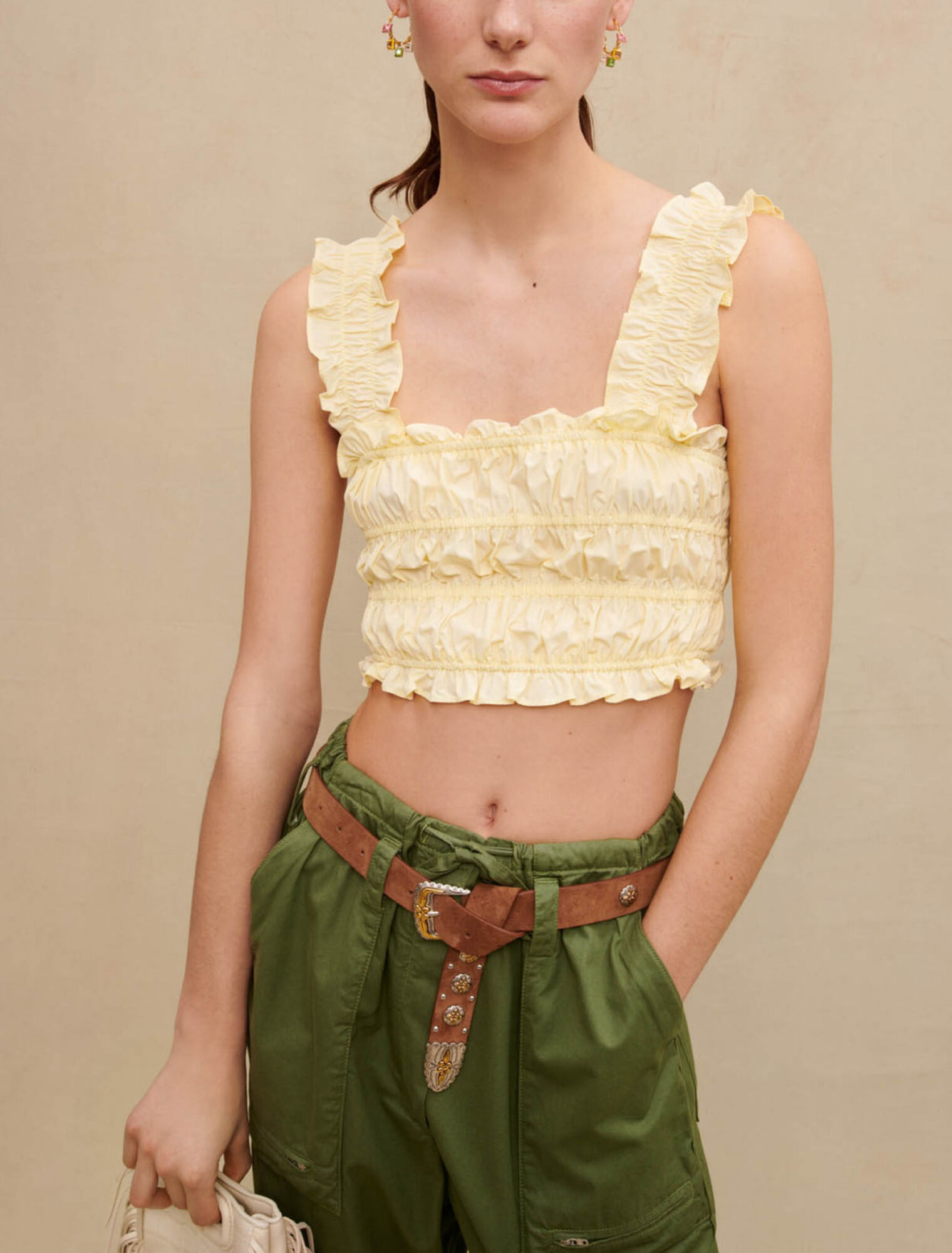 Kurzes Top mit Volants