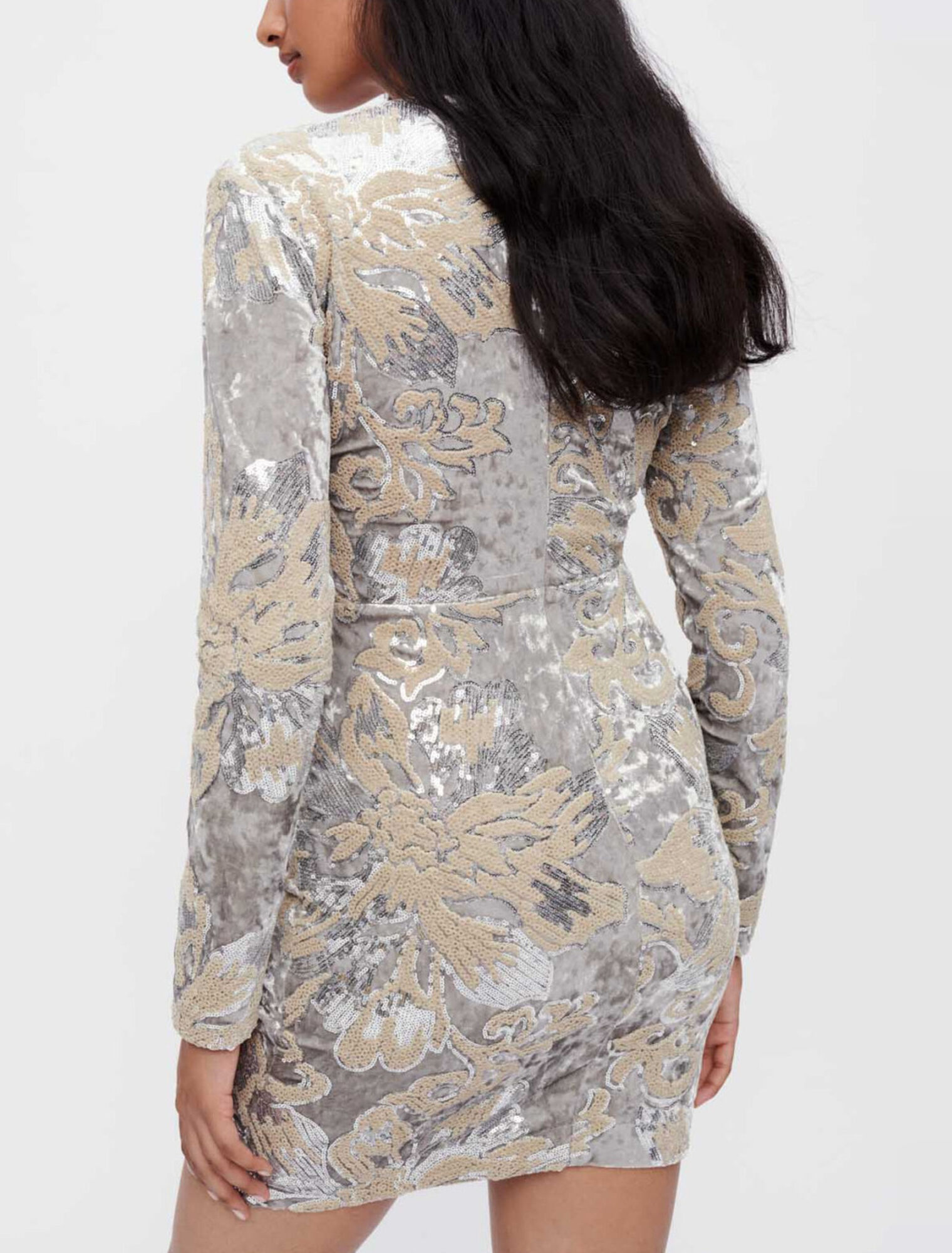 Mit Pailletten besticktes Kleid aus Samt