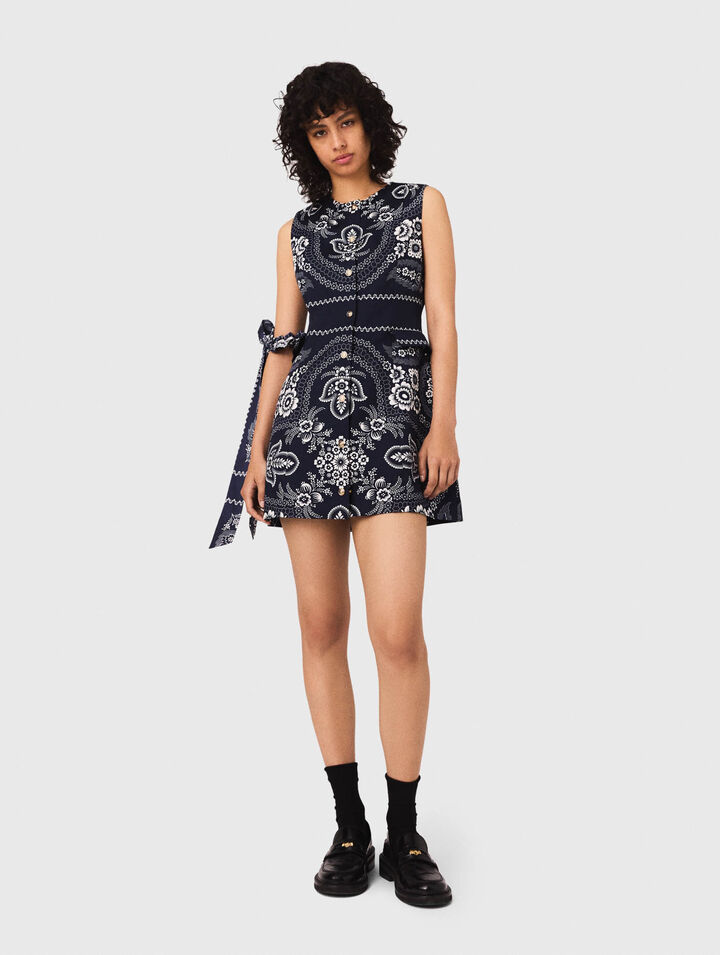 Gerades Kleid mit Print