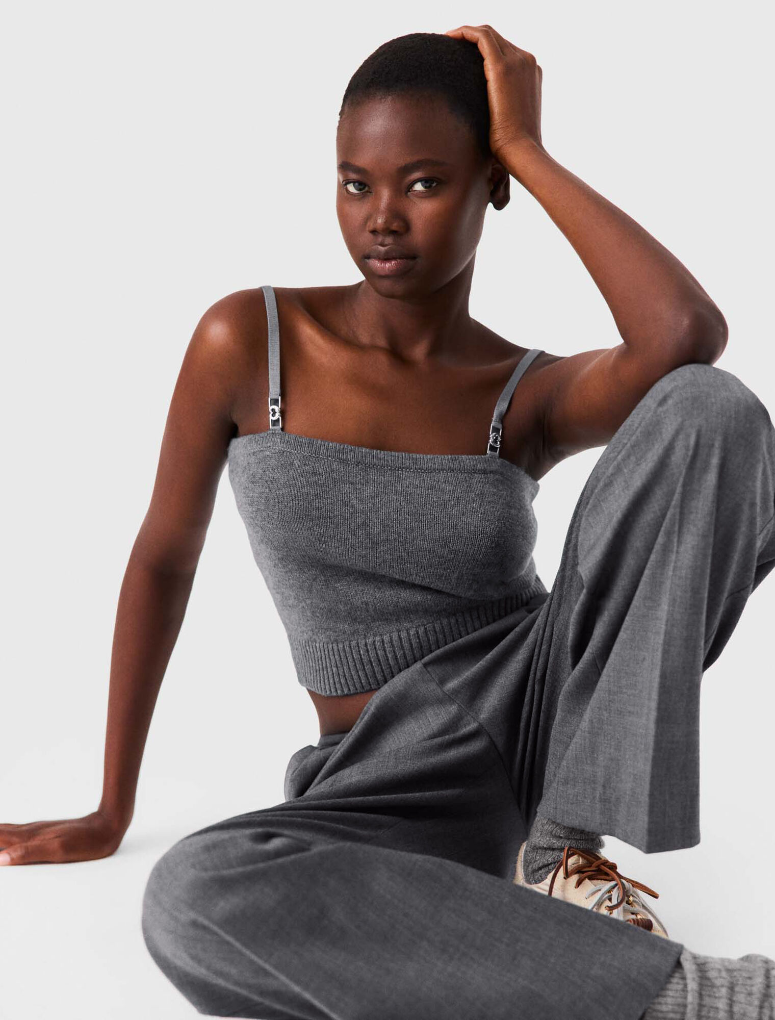 Twinset mit Spitzenbesatz