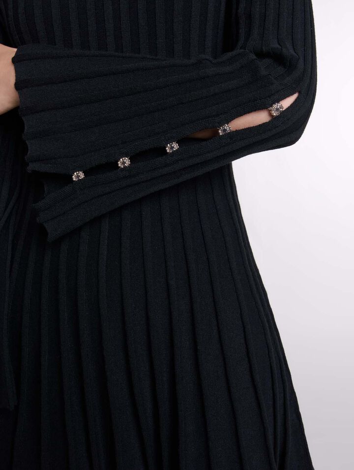 Kurzes Strickkleid