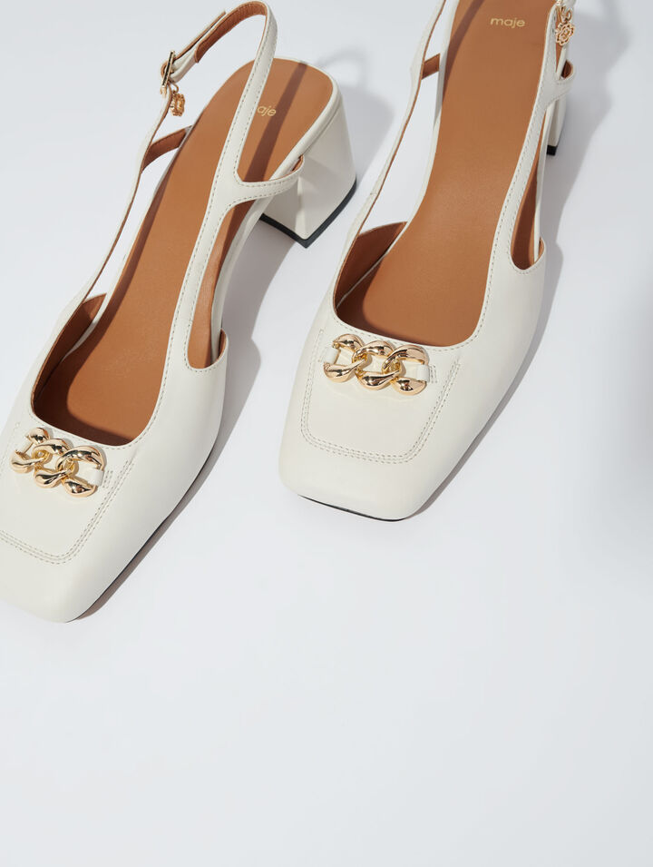 Pumps mit eckiger Spitze aus Leder