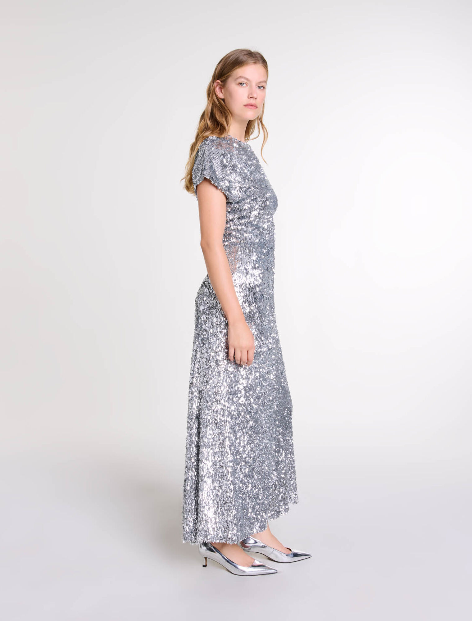 Langes Kleid mit Palletten