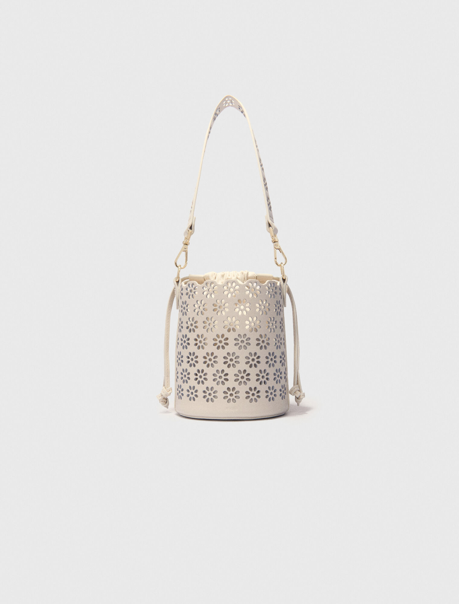 Bucket Bag aus perforiertem Leder