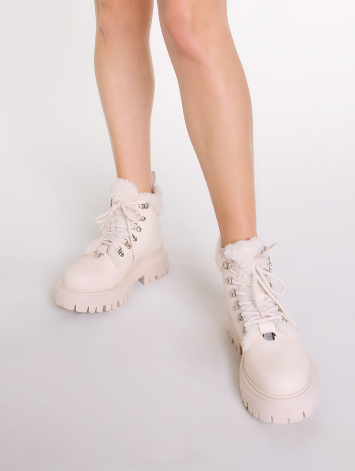 Klobige Stiefeletten aus Kunstfell