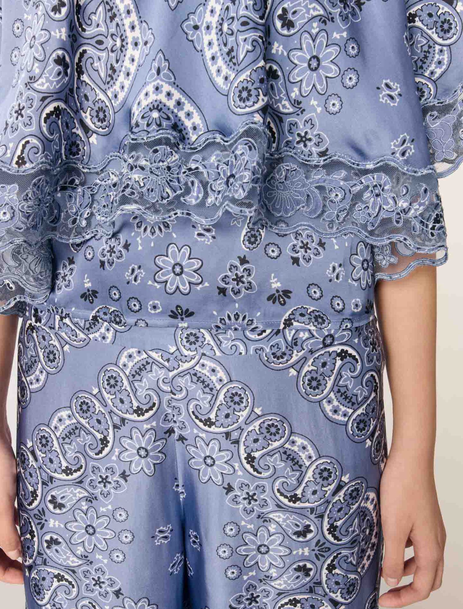 Fließendes Top mit Print