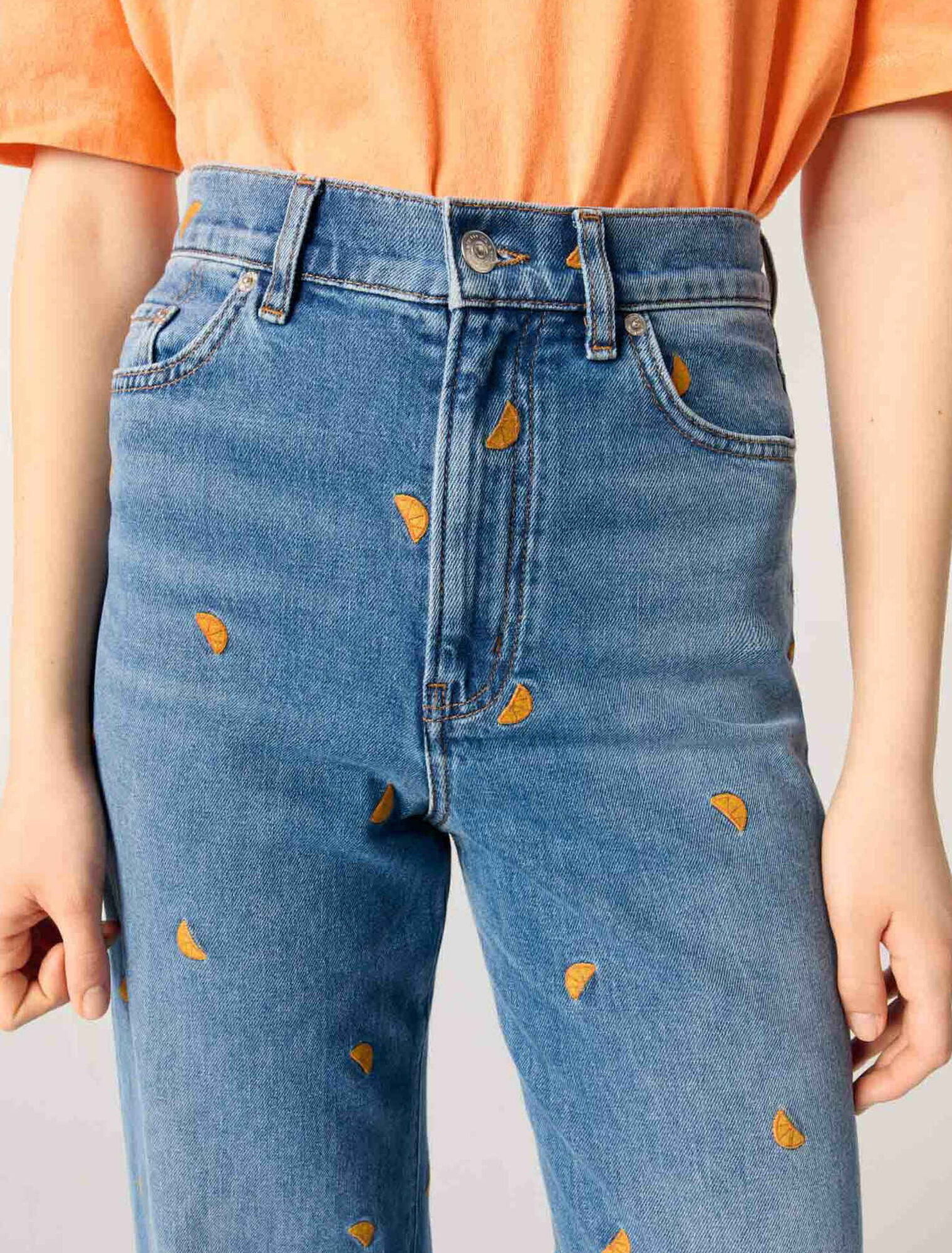 Bestickte Jeans
