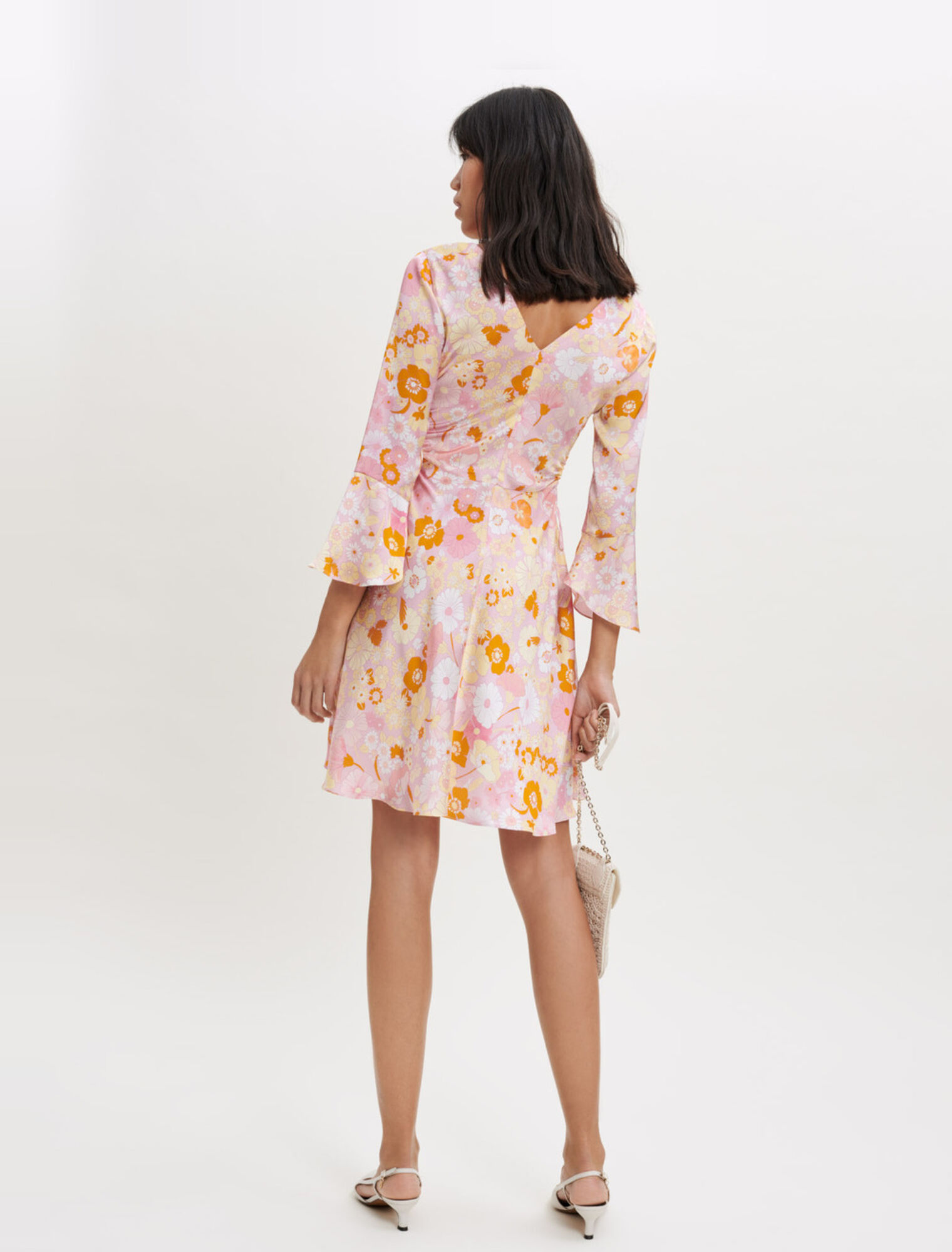 Kleid aus Satin mit Flower-Power-Druck
