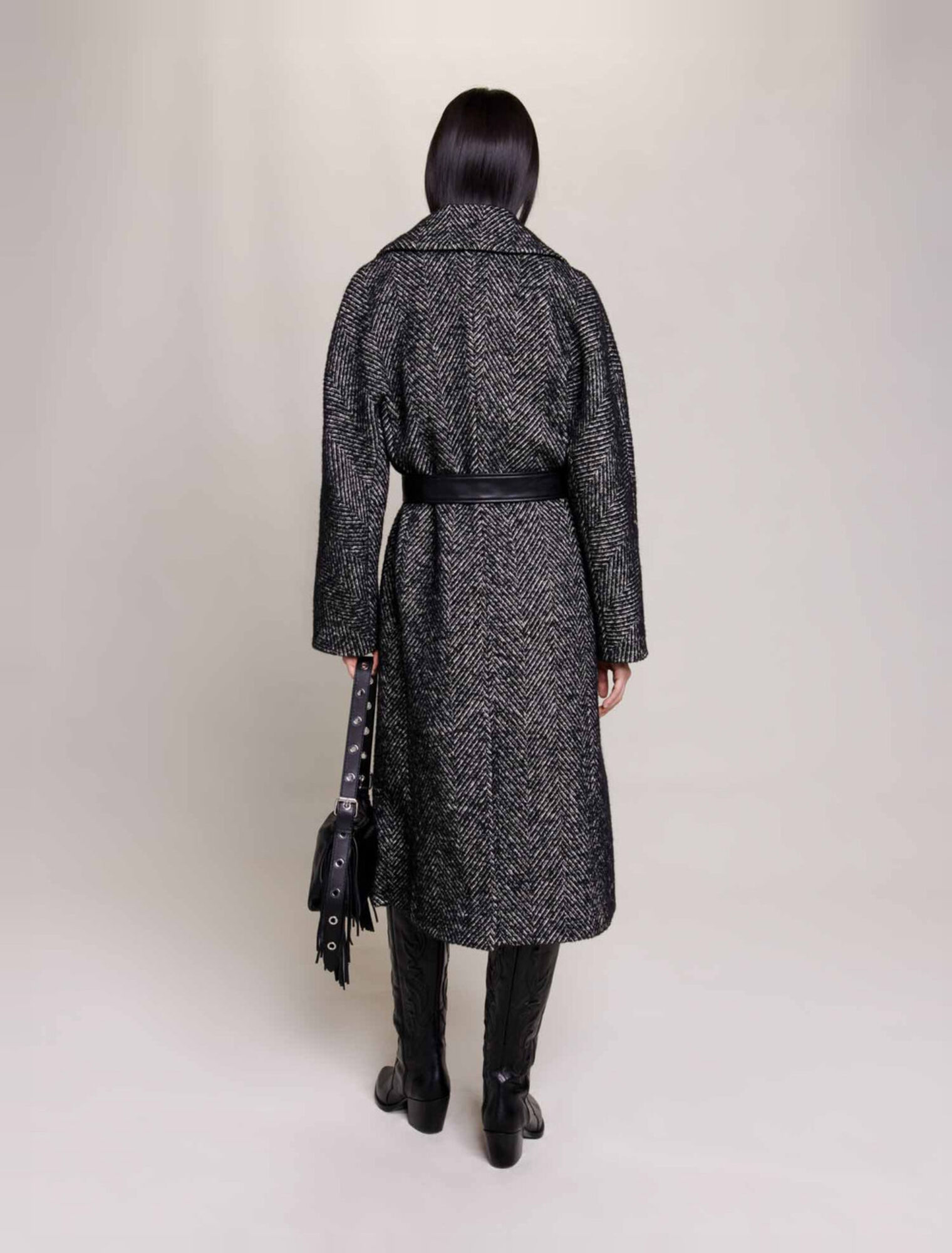 Langer Mantel mit Fischgrätenmuster