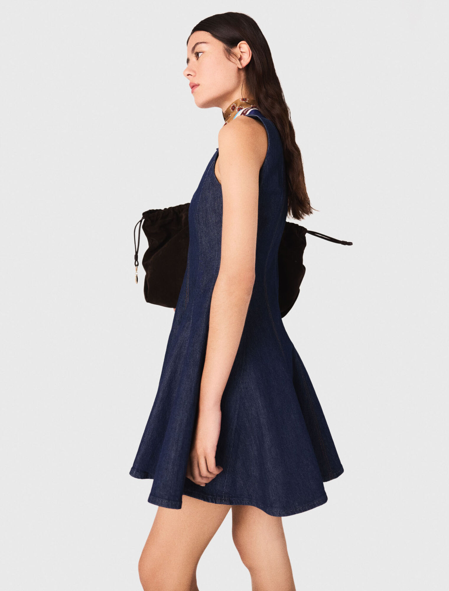 Kurzes Denimkleid mit Volants