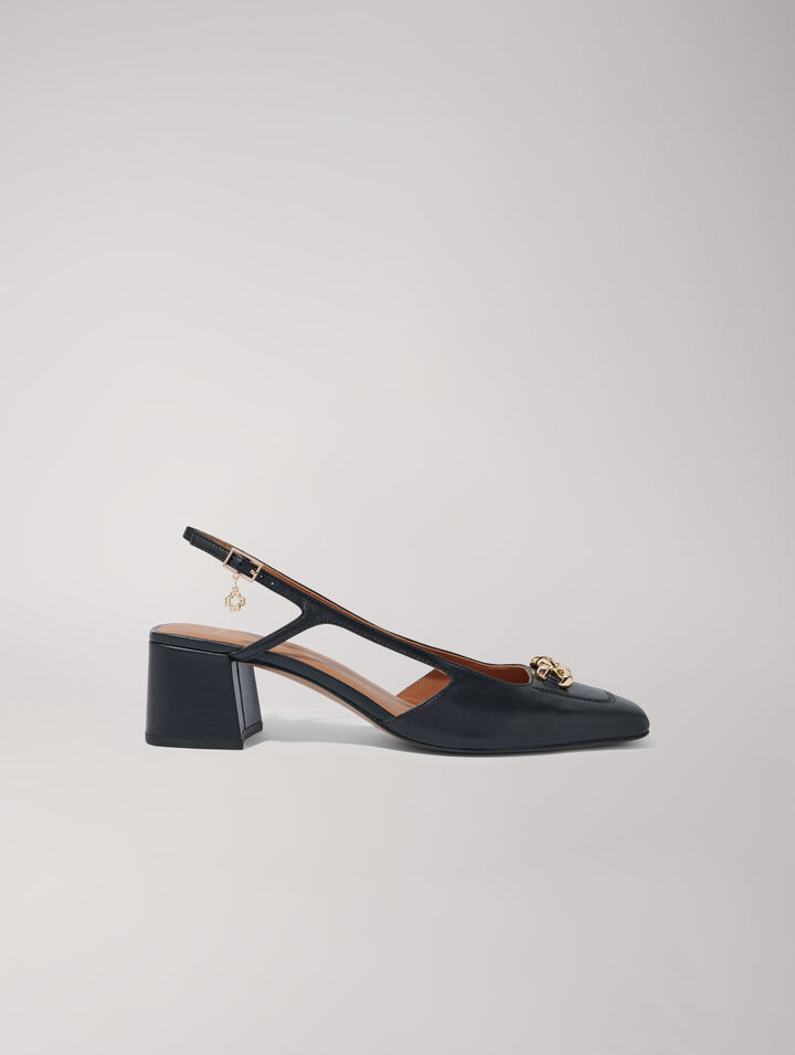 Pumps mit eckiger Spitze aus Leder