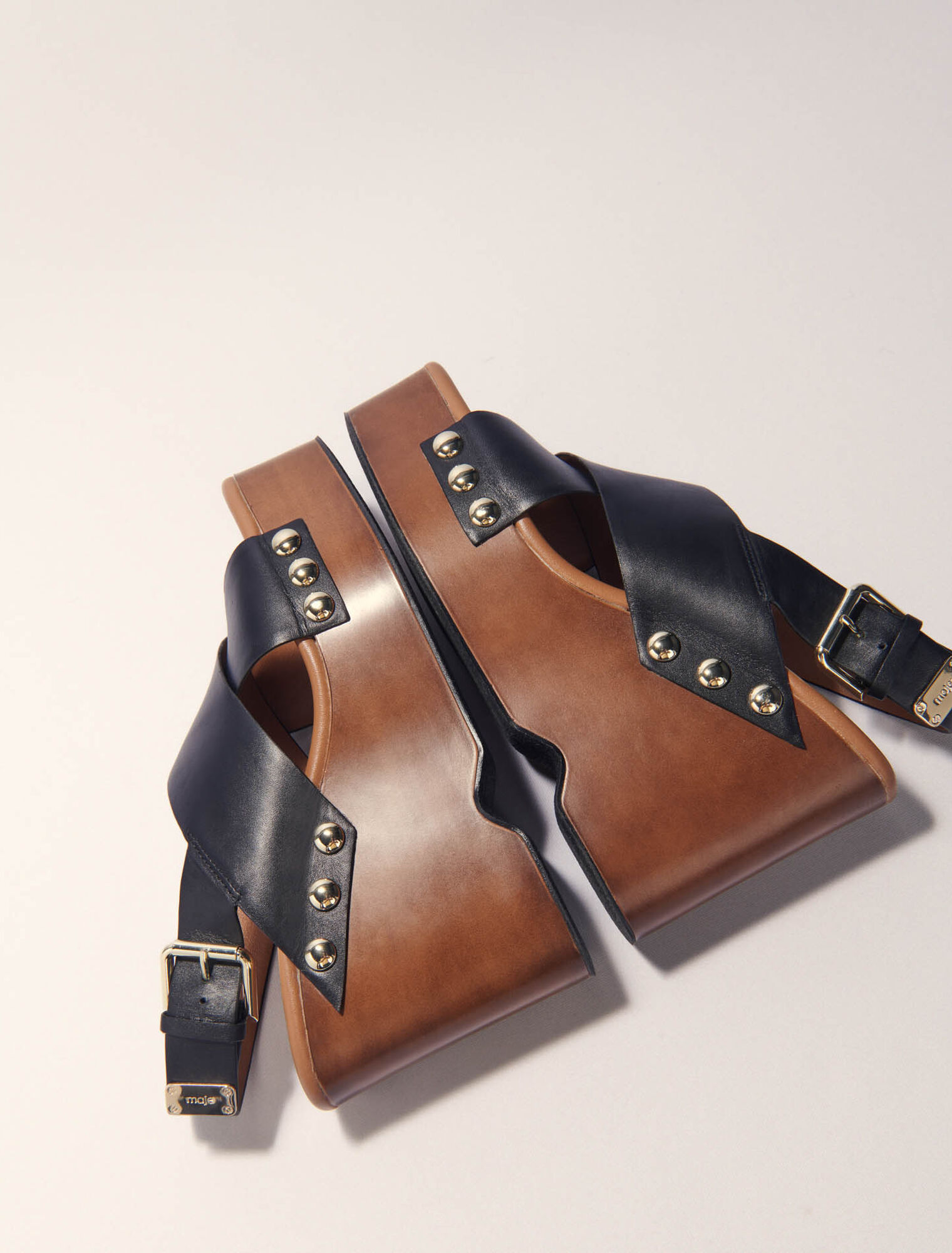Plateau-Sandalen aus Leder