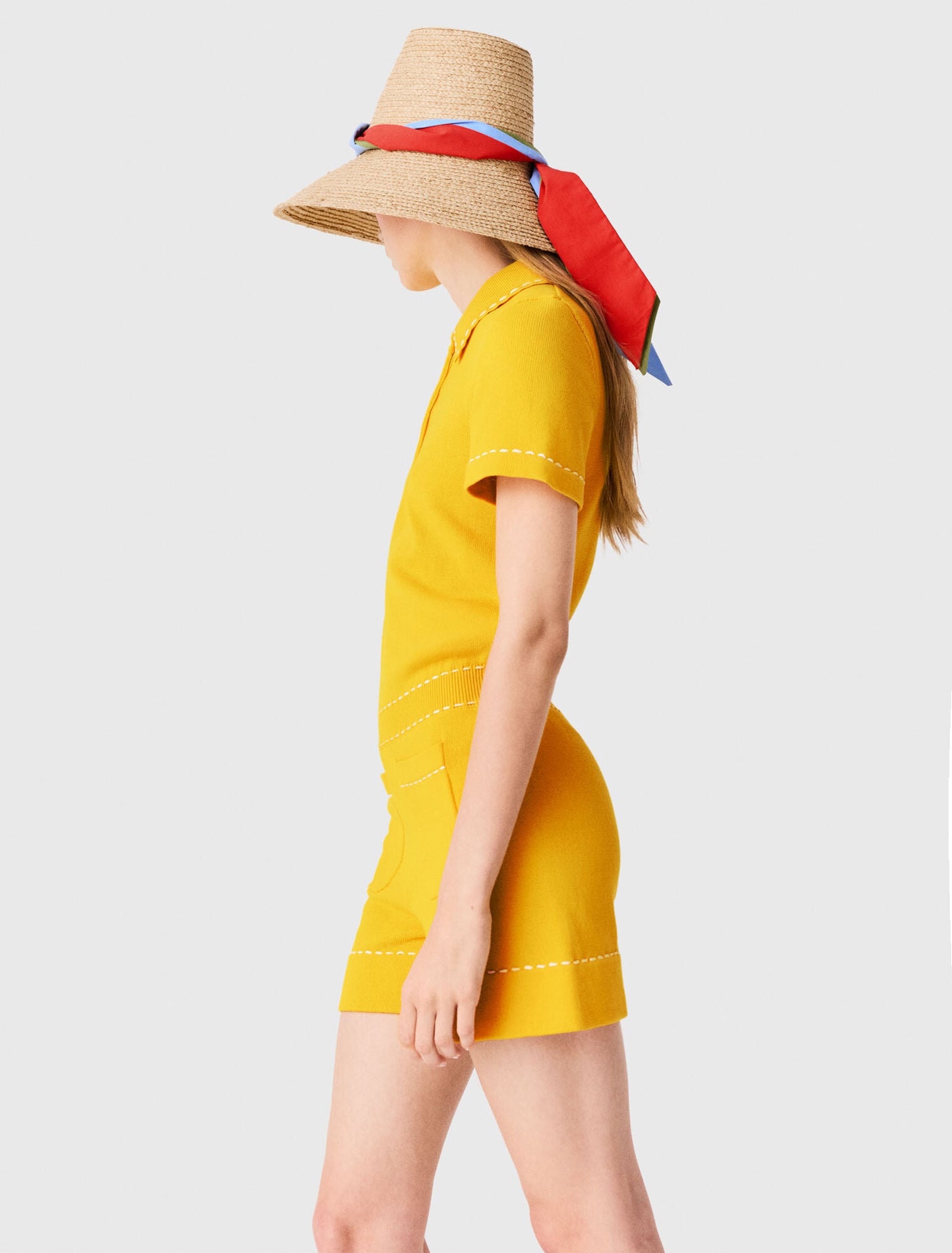 Playsuit aus Strick mit Polokragen