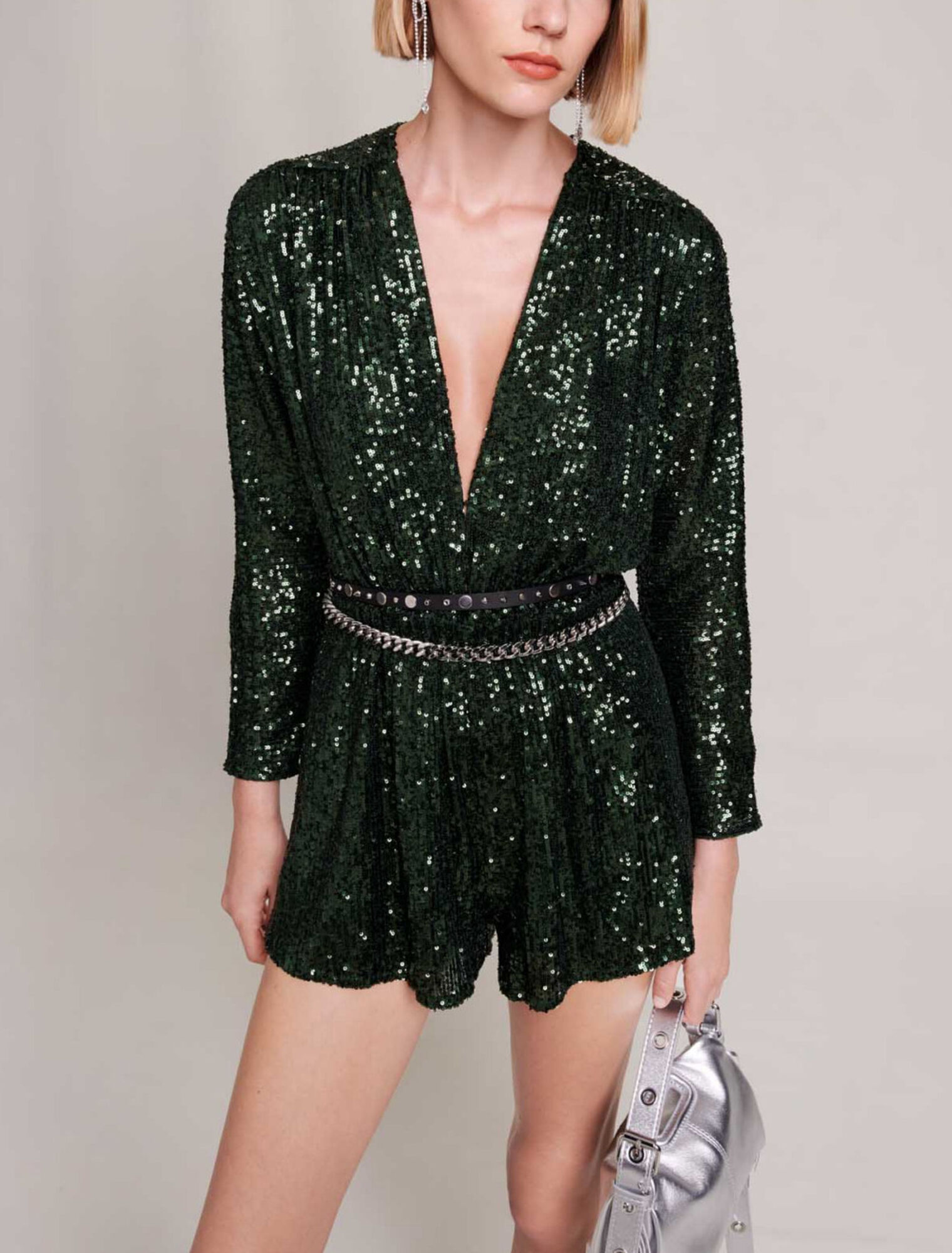 Kurzer Overall mit Pailetten