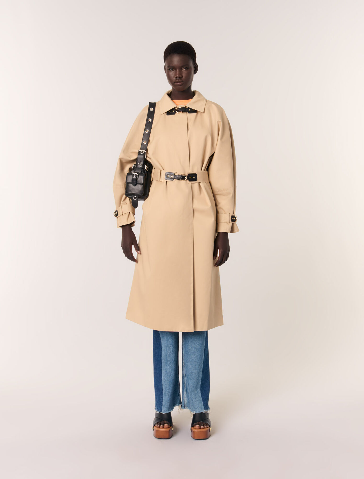 Langer Trenchcoat