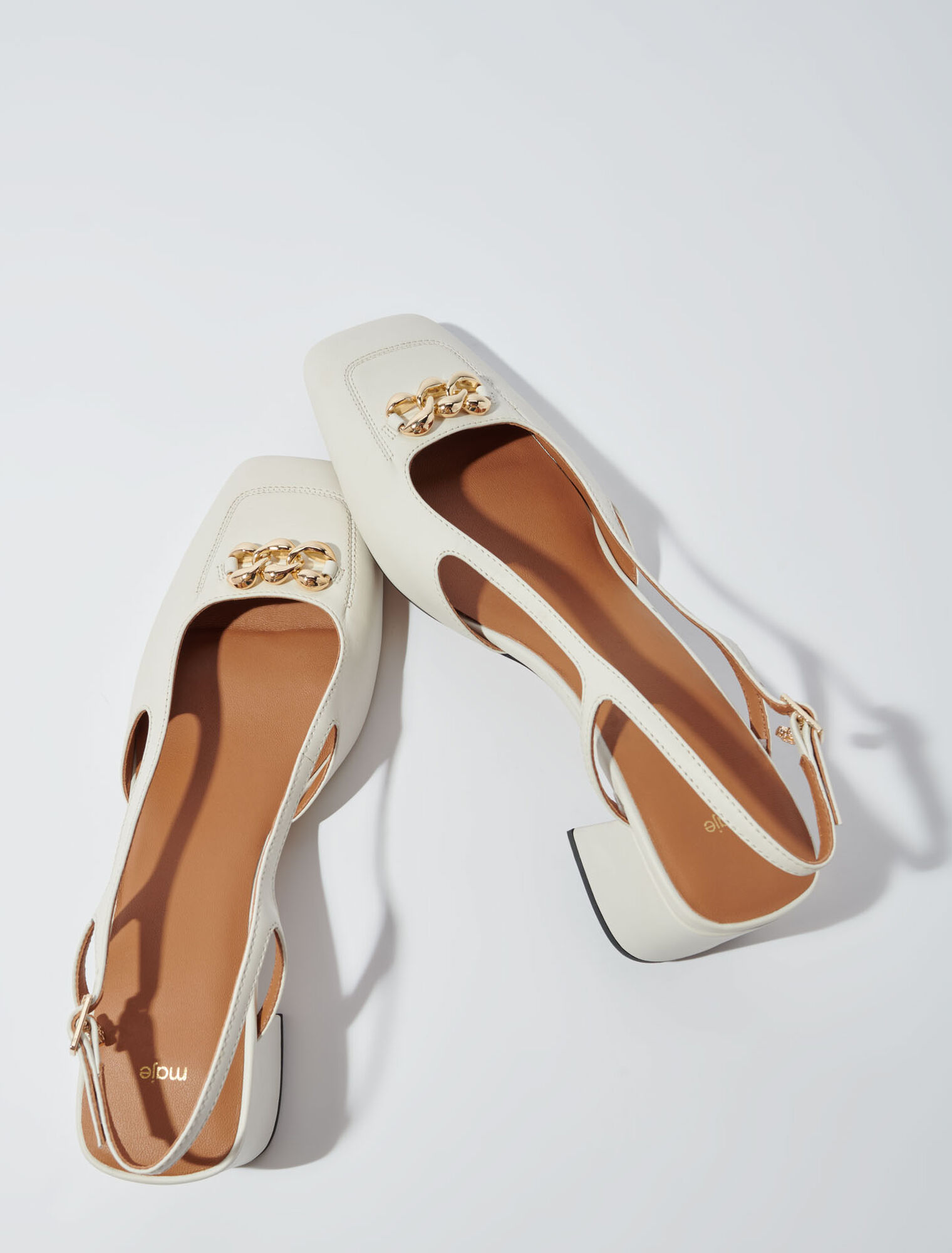 Pumps mit eckiger Spitze aus Leder