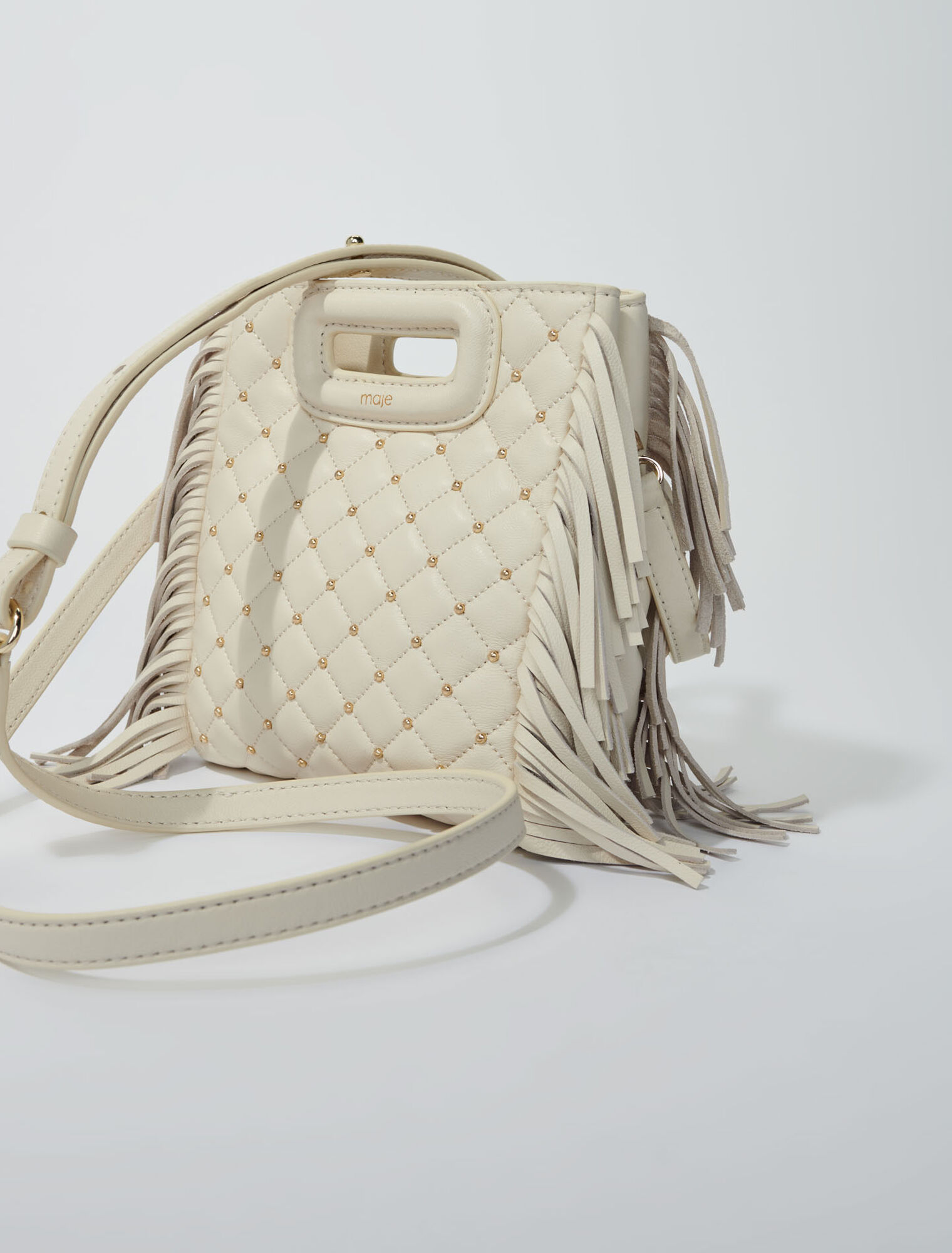 M-Tasche aus Leder mit Nieten