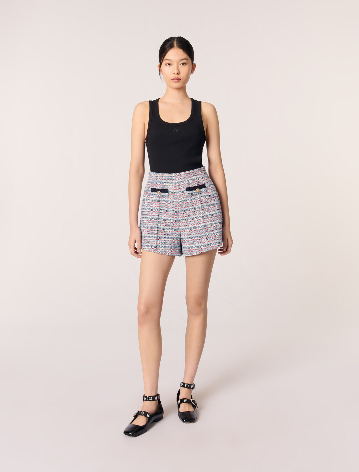 Shorts aus Tweed mit Kontrastborten