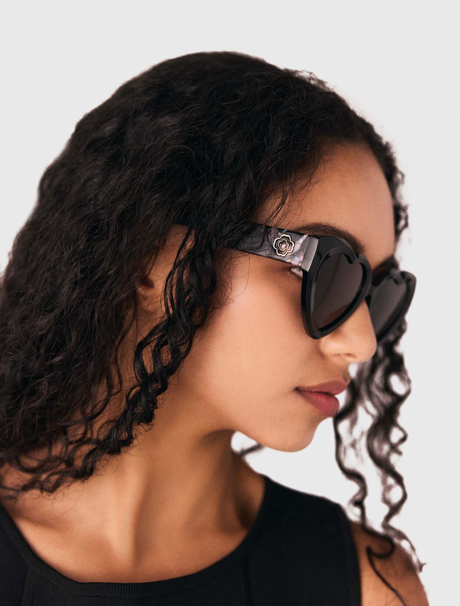 Herzf&ouml;rmige Sonnenbrille