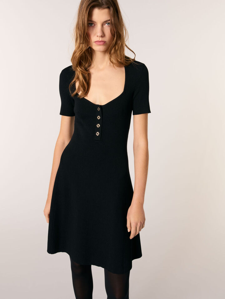 Kurzes Kleid aus Rippstrick