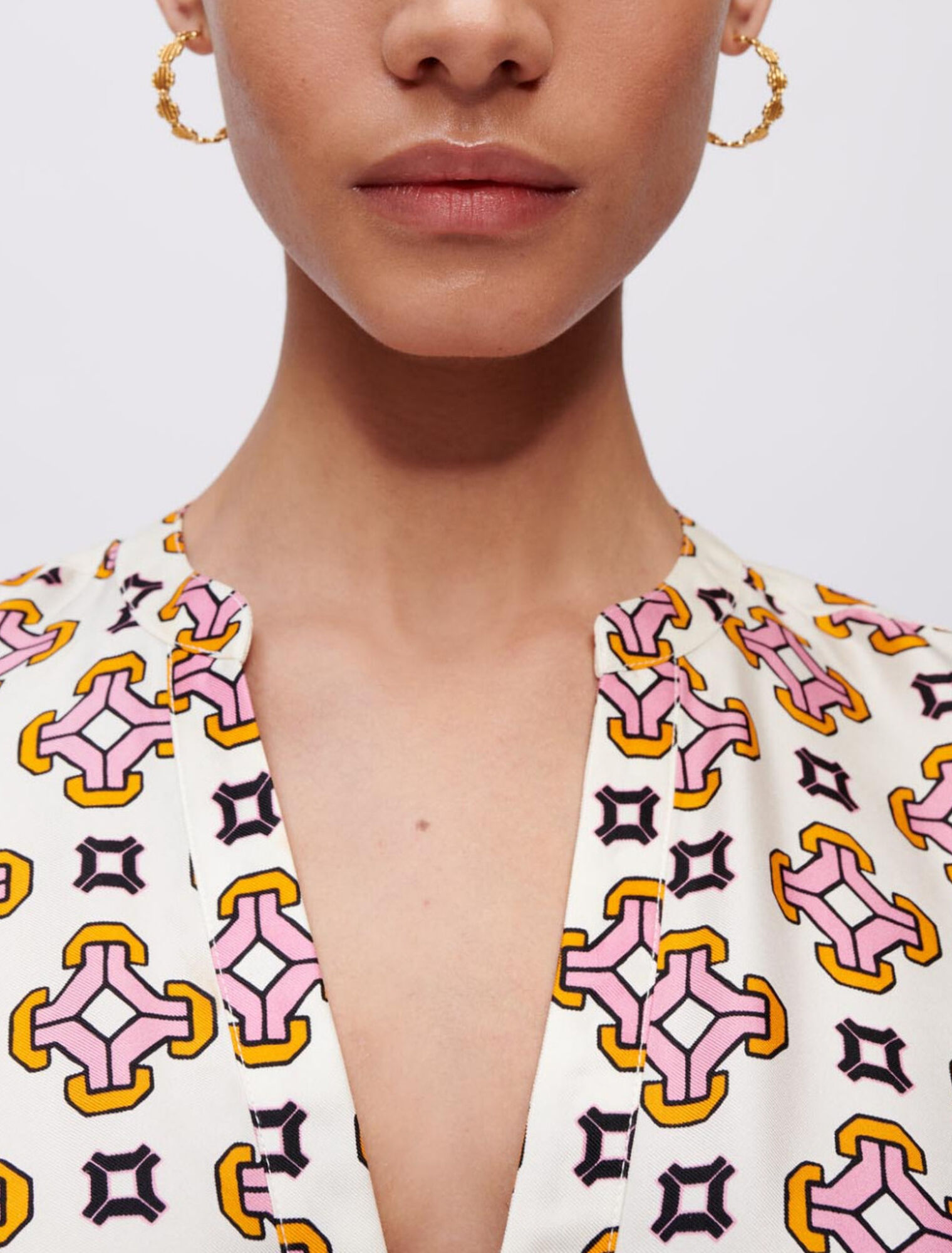 Kleid aus bedruckter Seide