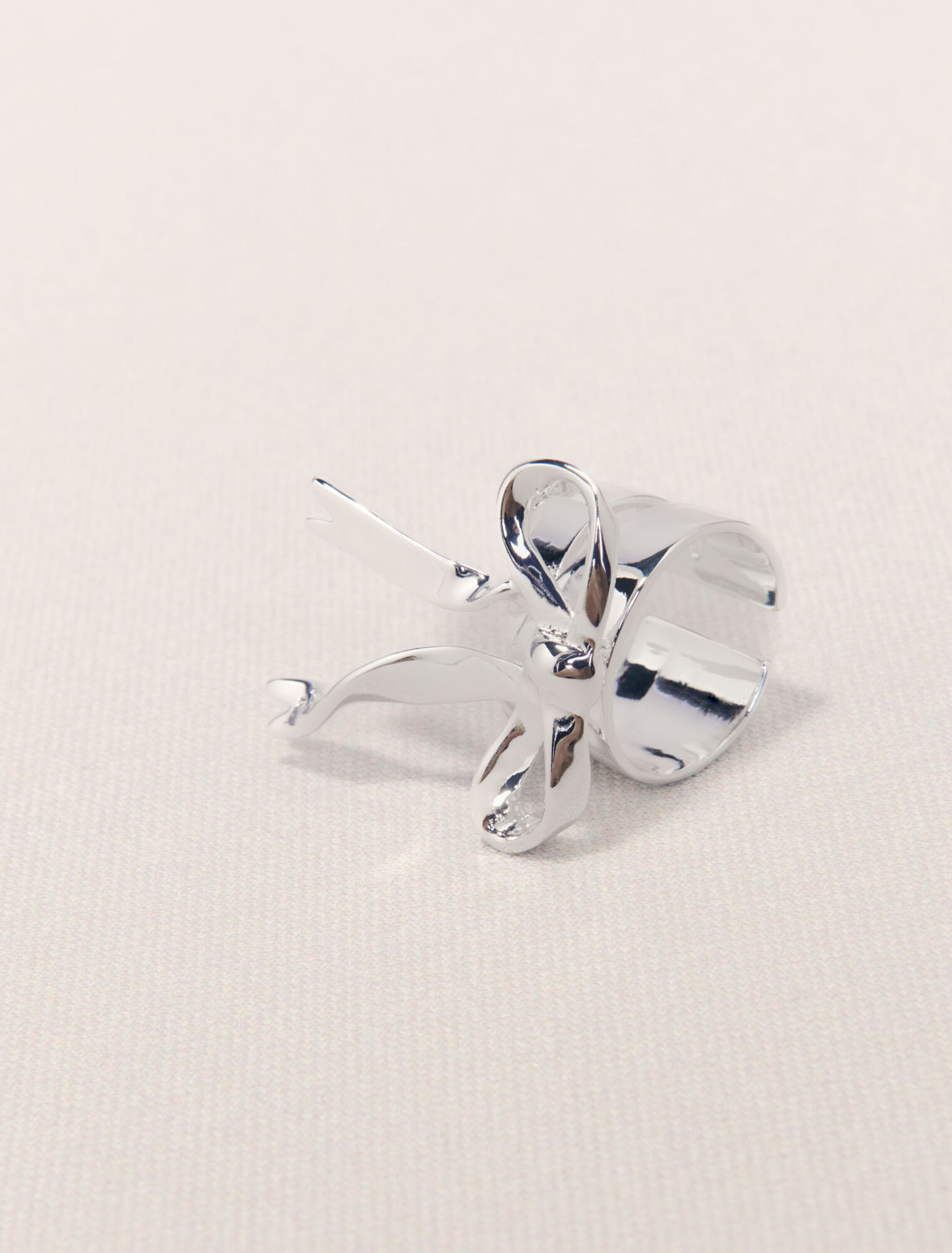 Offener Ring mit Schleife, silber