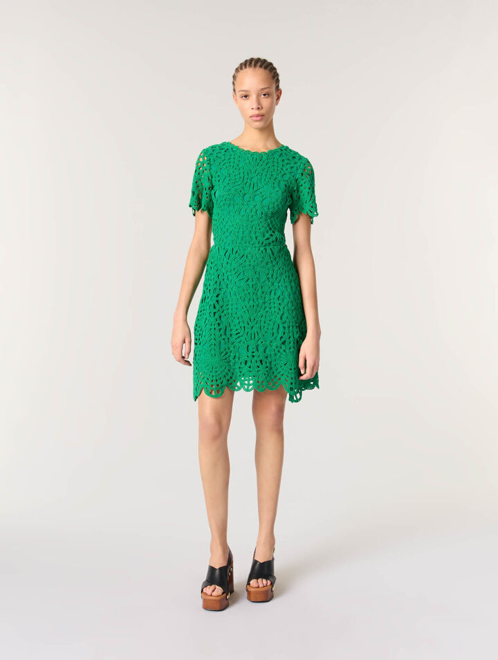 Kurzes gehäkeltes Kleid