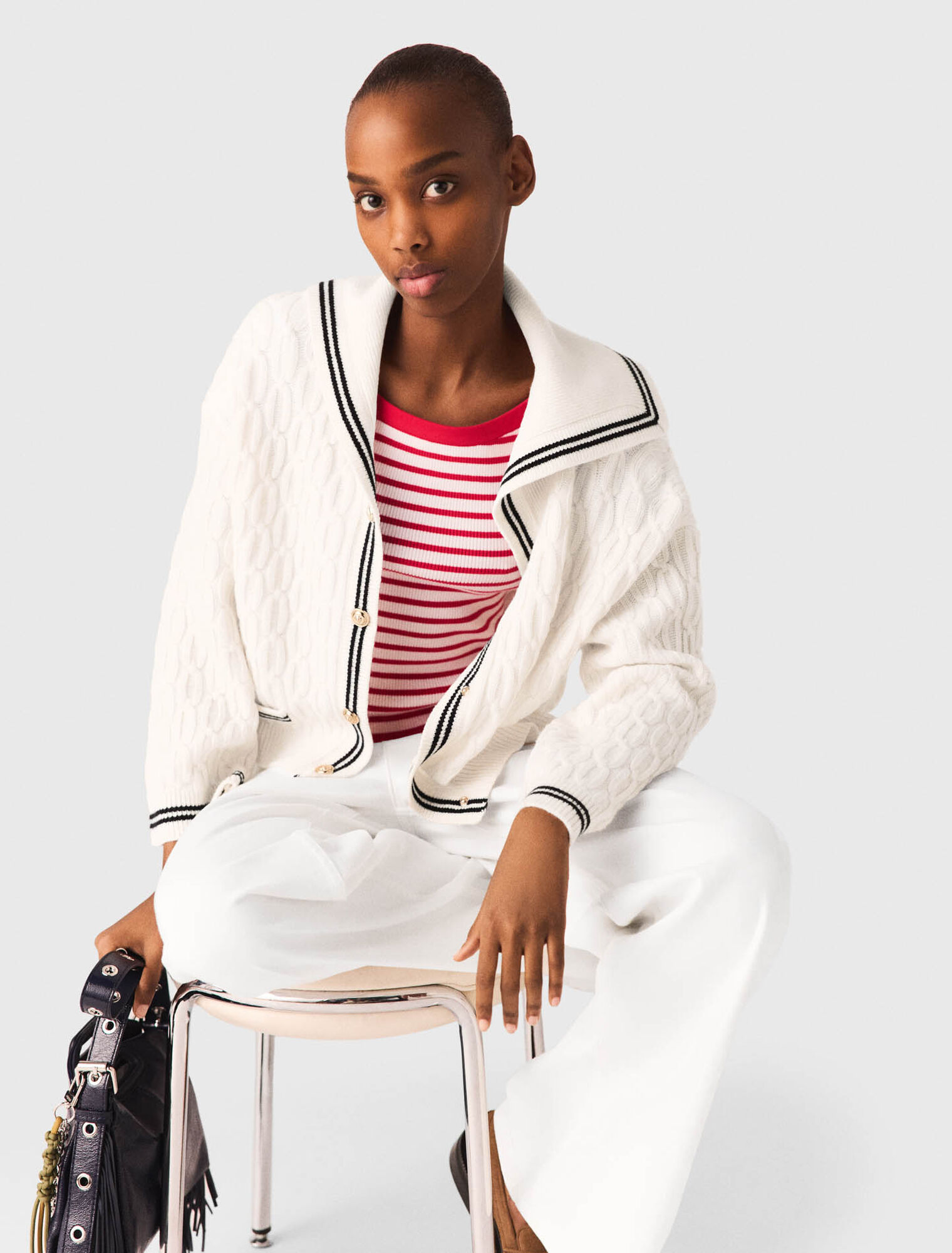 Zopf-Cardigan mit U-Boot-Ausschnitt