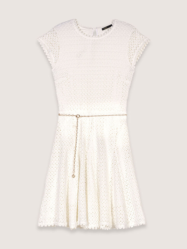 Kurzes gehäkeltes Kleid