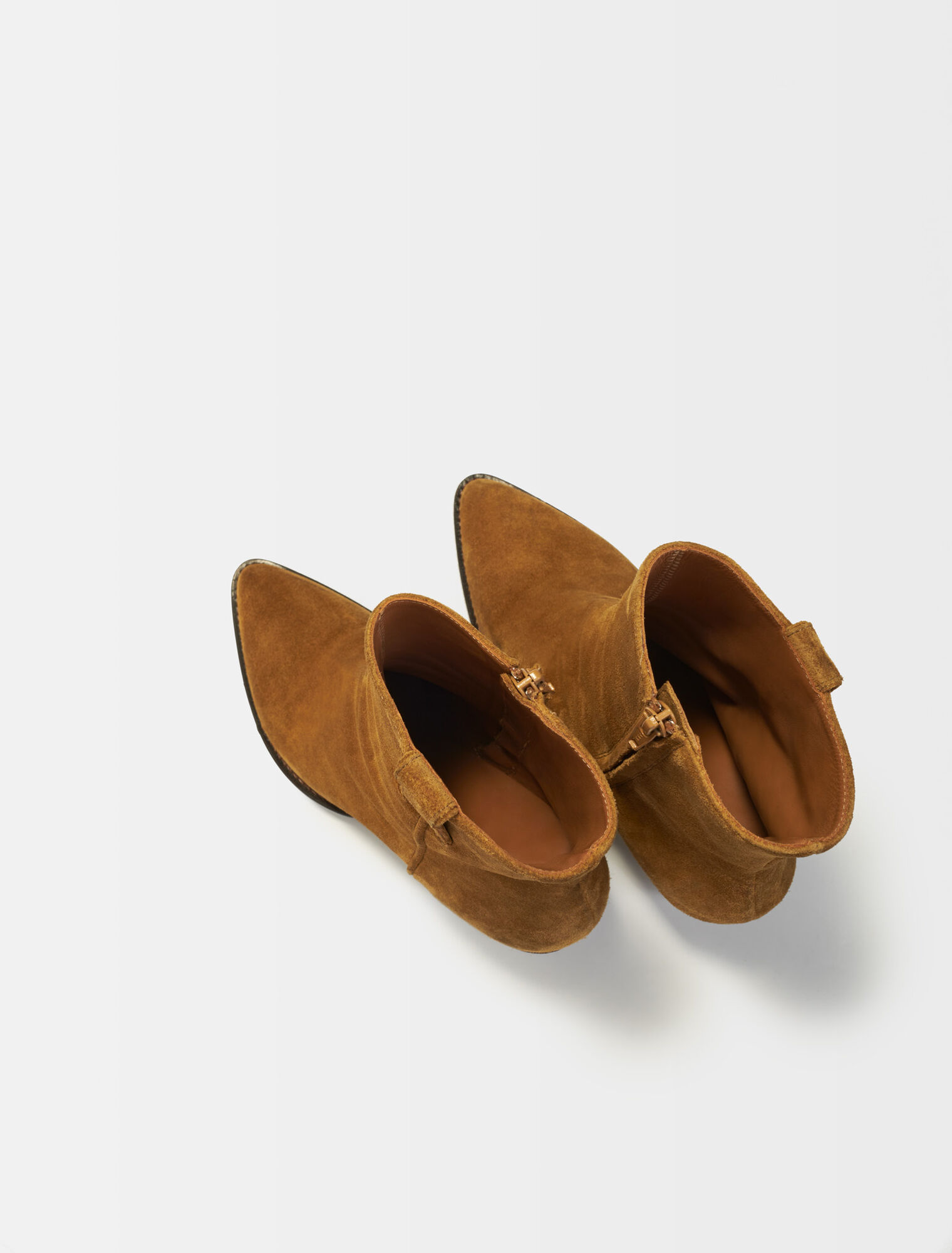Camelfarbene Wildlederstiefel