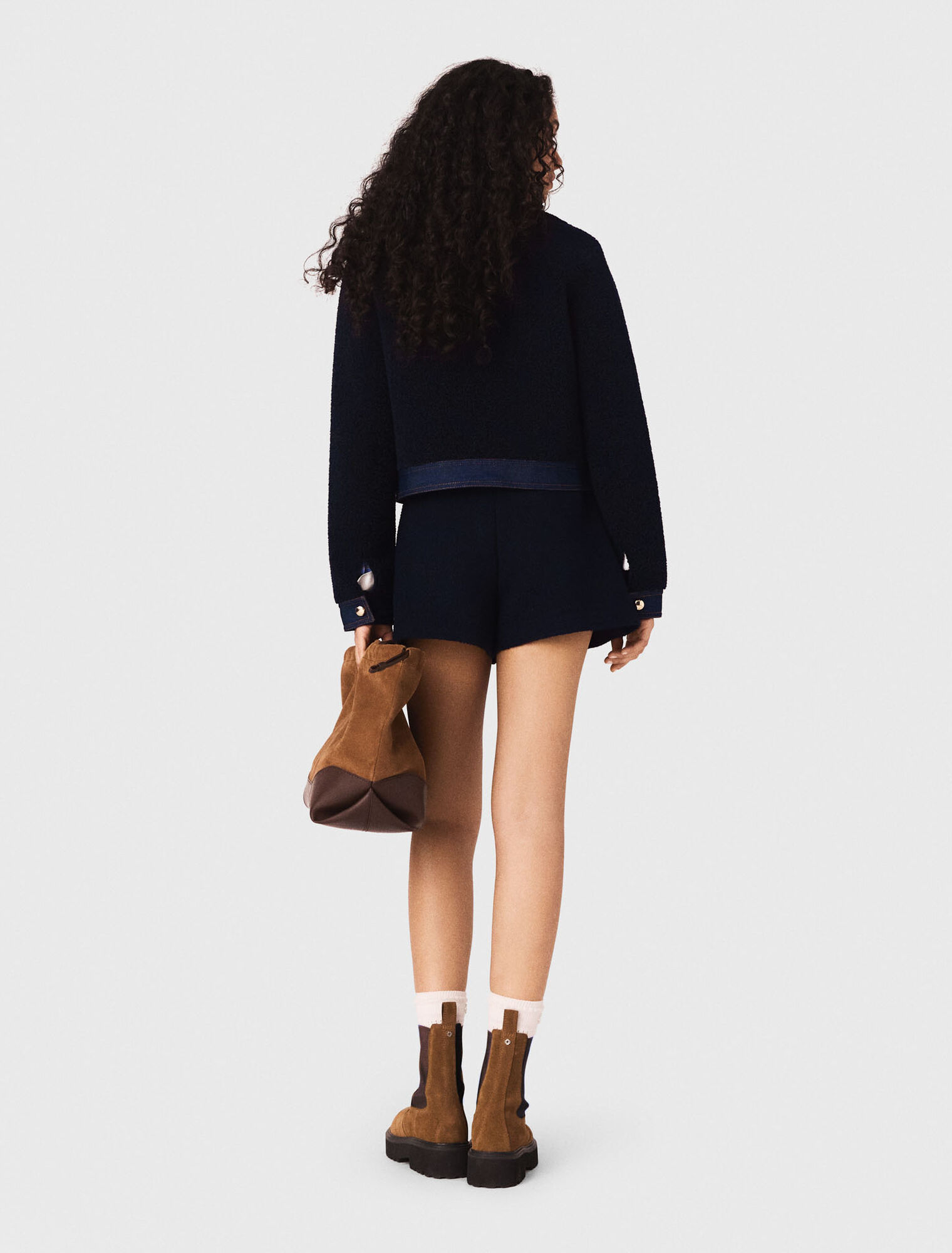 Blouson aus Boucl&eacute; mit Denimdetails