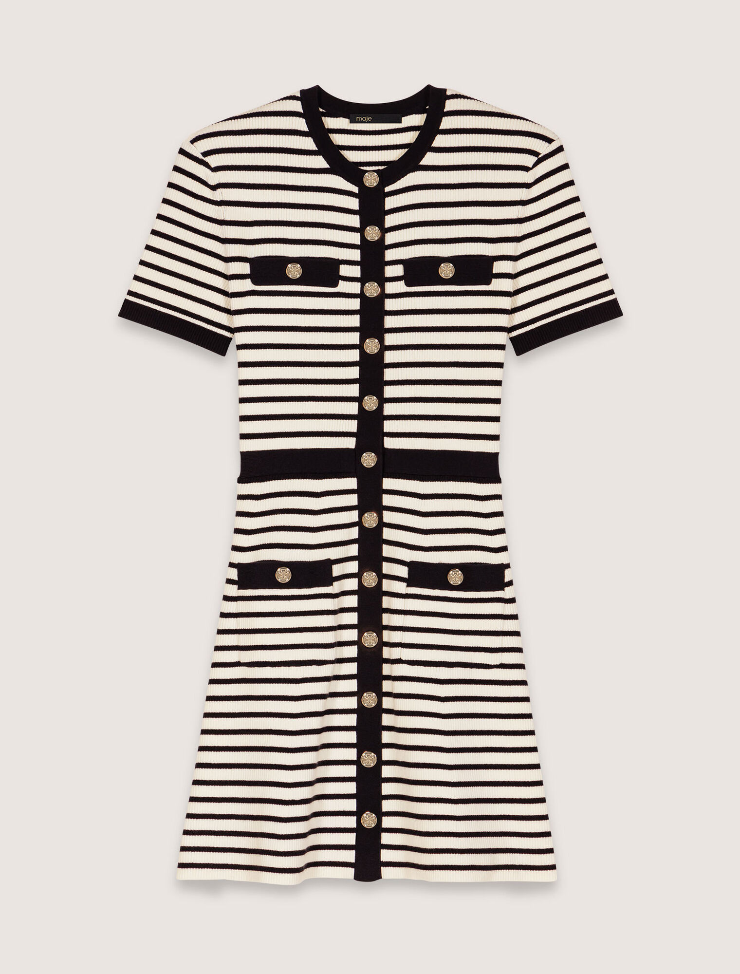 Kurzes Kleid aus Rippstrick